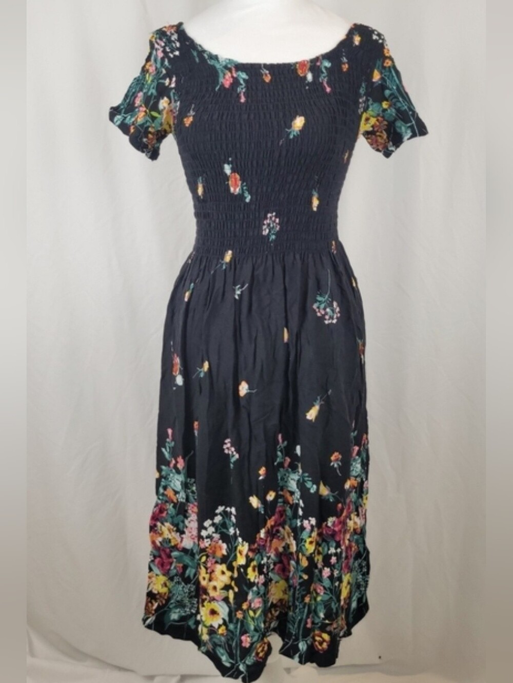 Black Floral Off-Shoulder Smocked Midi Dress with Short Sleeves
